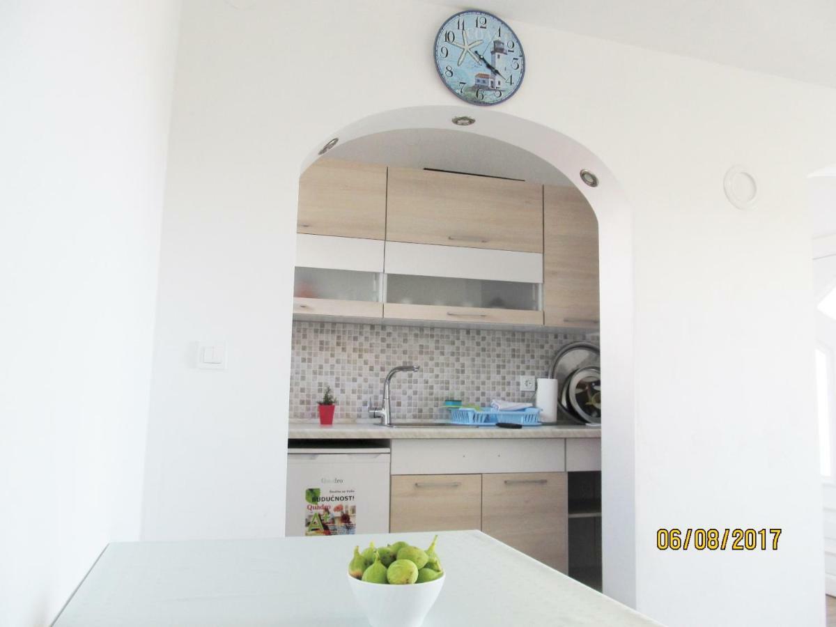 Apartmani Mala Sirena Maslenica Extérieur photo