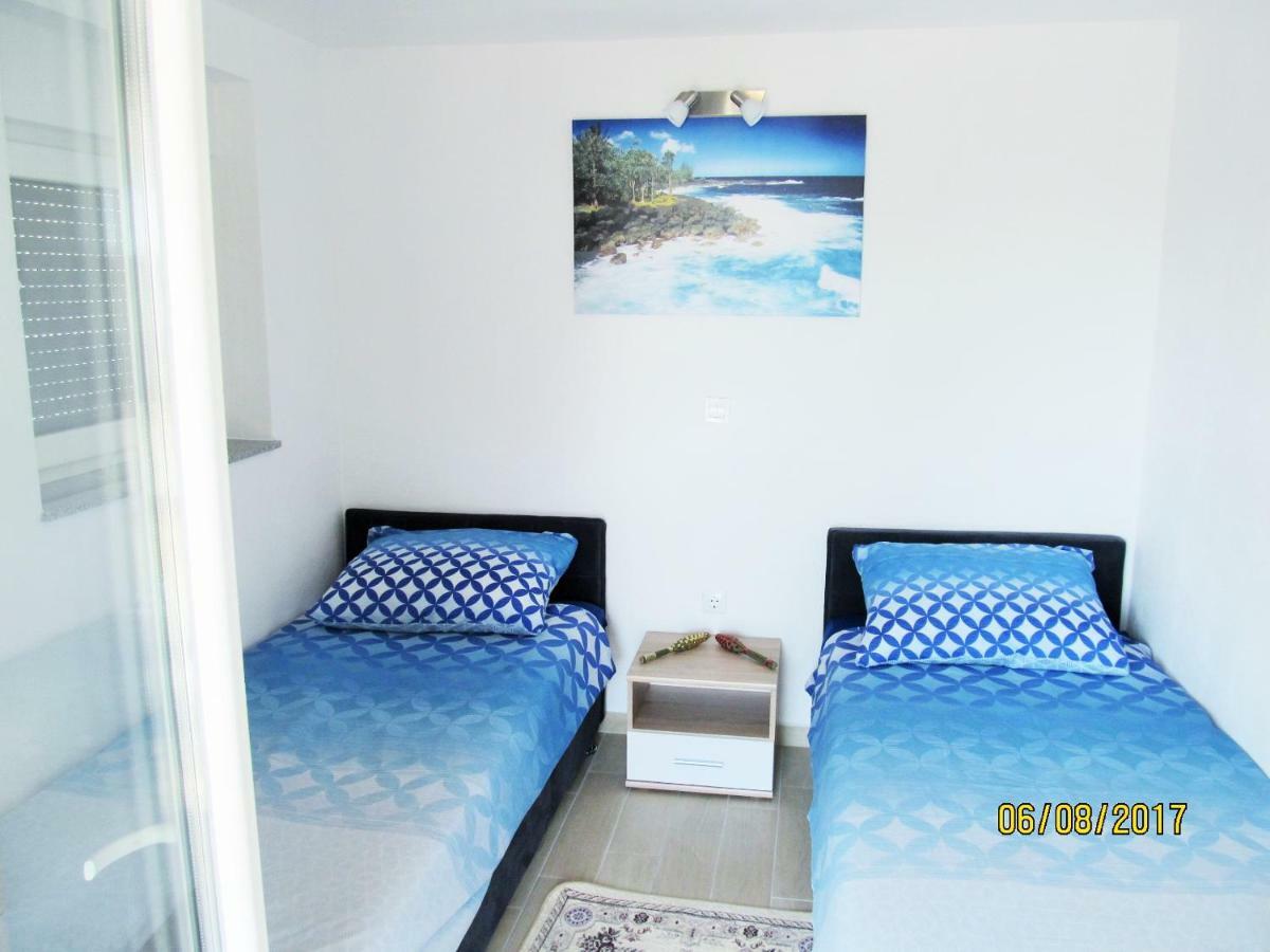 Apartmani Mala Sirena Maslenica Extérieur photo