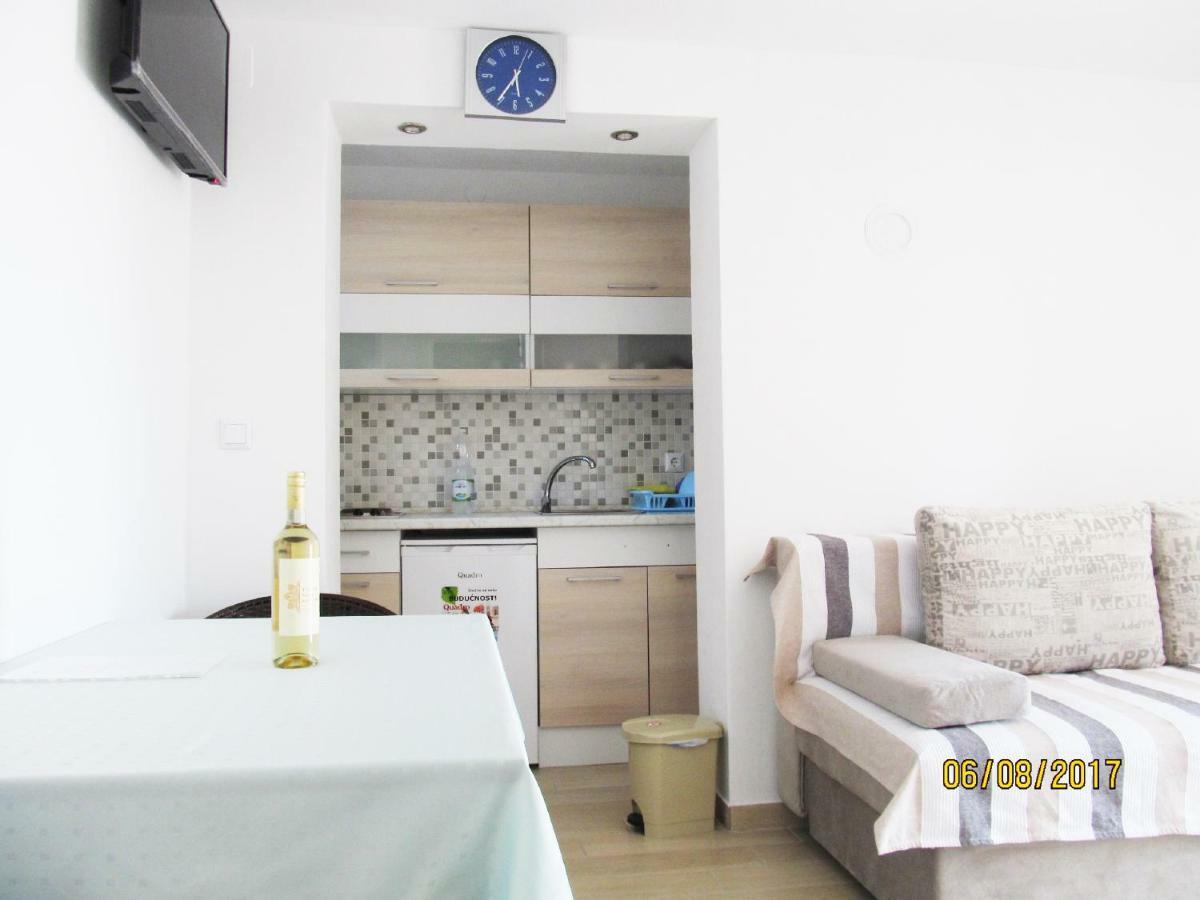 Apartmani Mala Sirena Maslenica Extérieur photo