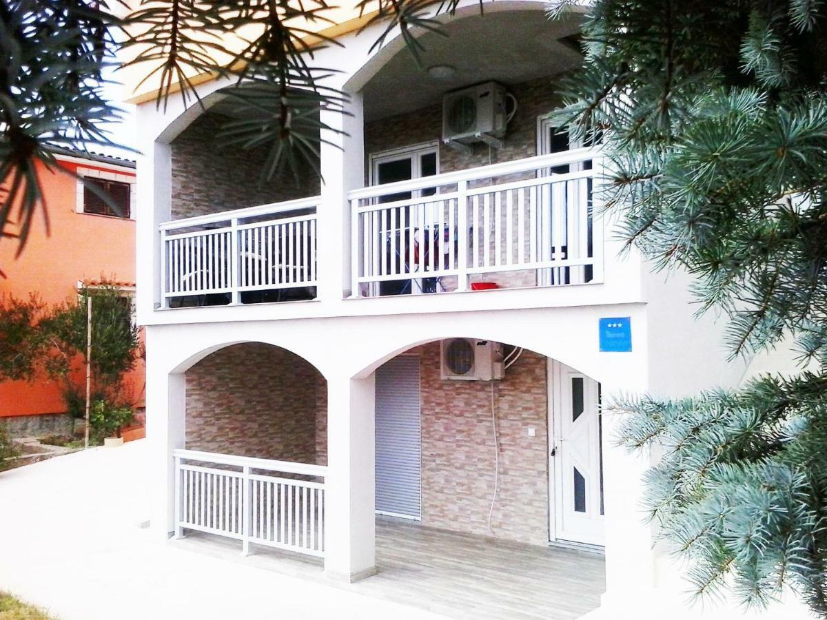 Apartmani Mala Sirena Maslenica Extérieur photo