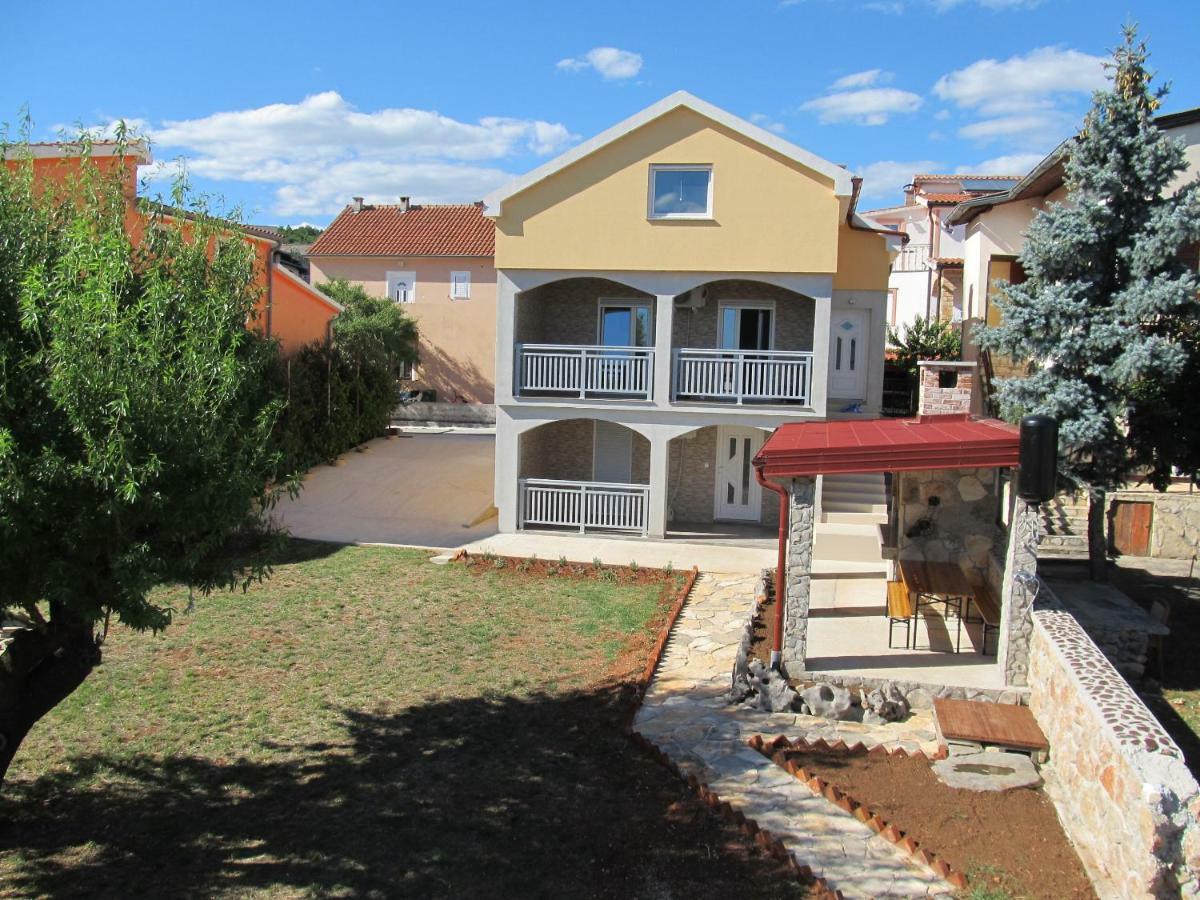 Apartmani Mala Sirena Maslenica Extérieur photo